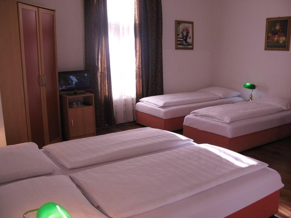 Couette-café Liechtenstein 3*